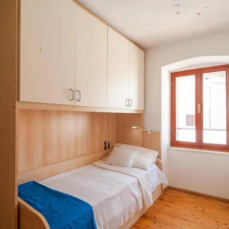 Beautiful In With House Sea View